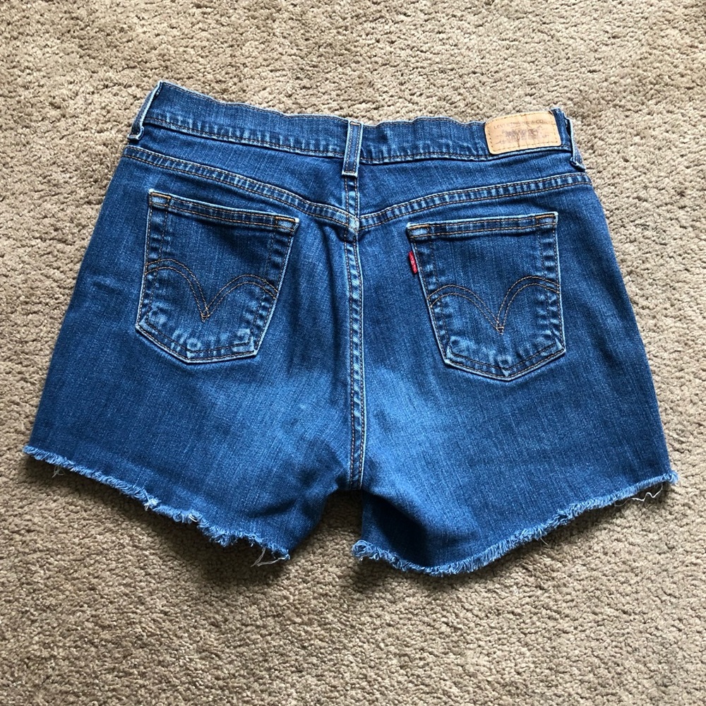 Women’s Levi’s Strauss shorts